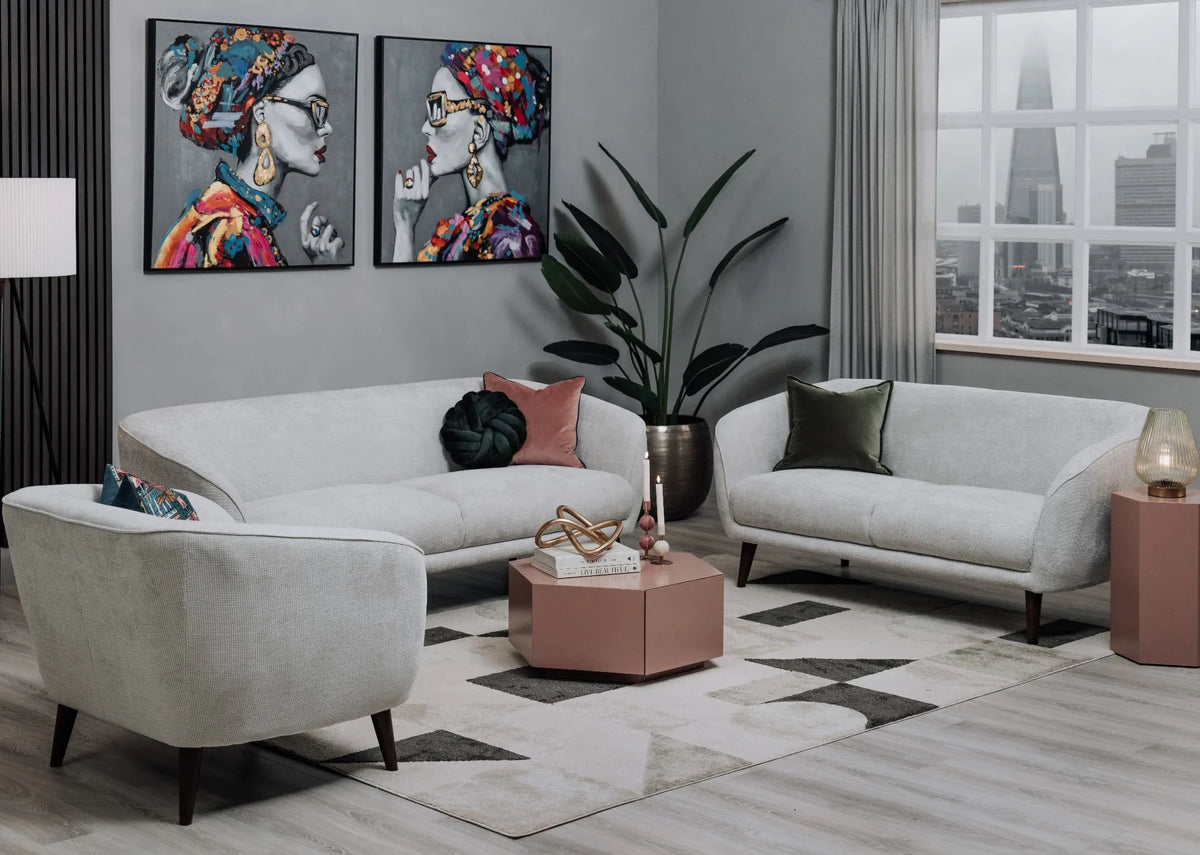 100cm X 100cm Framed Canvas - Contessa I